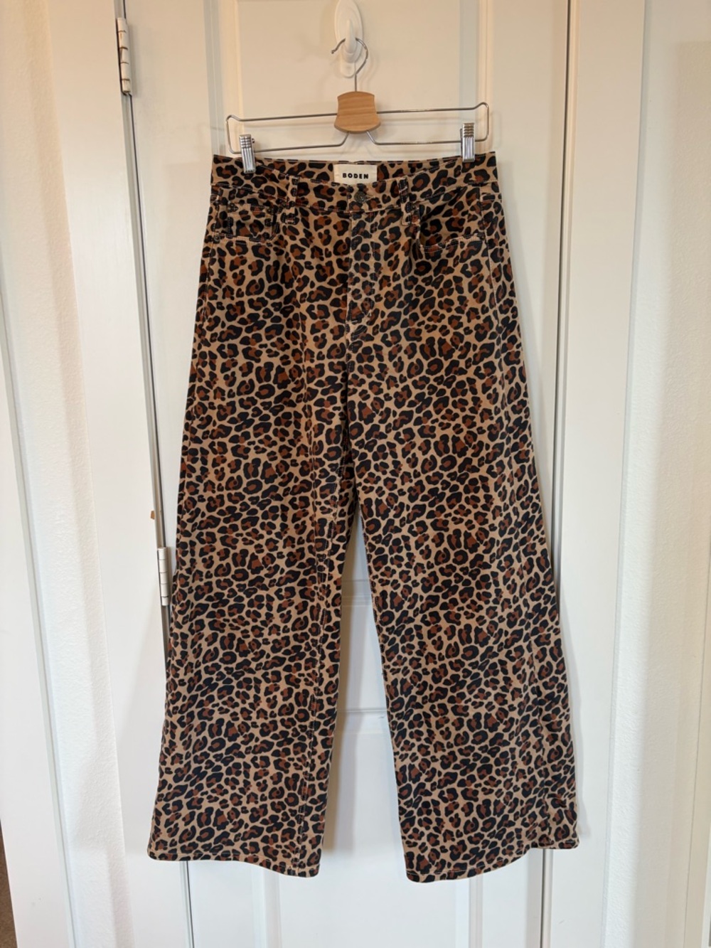 Boden Leopard-Print Jeans High Rise Wide Leg - Picture 2 of 5